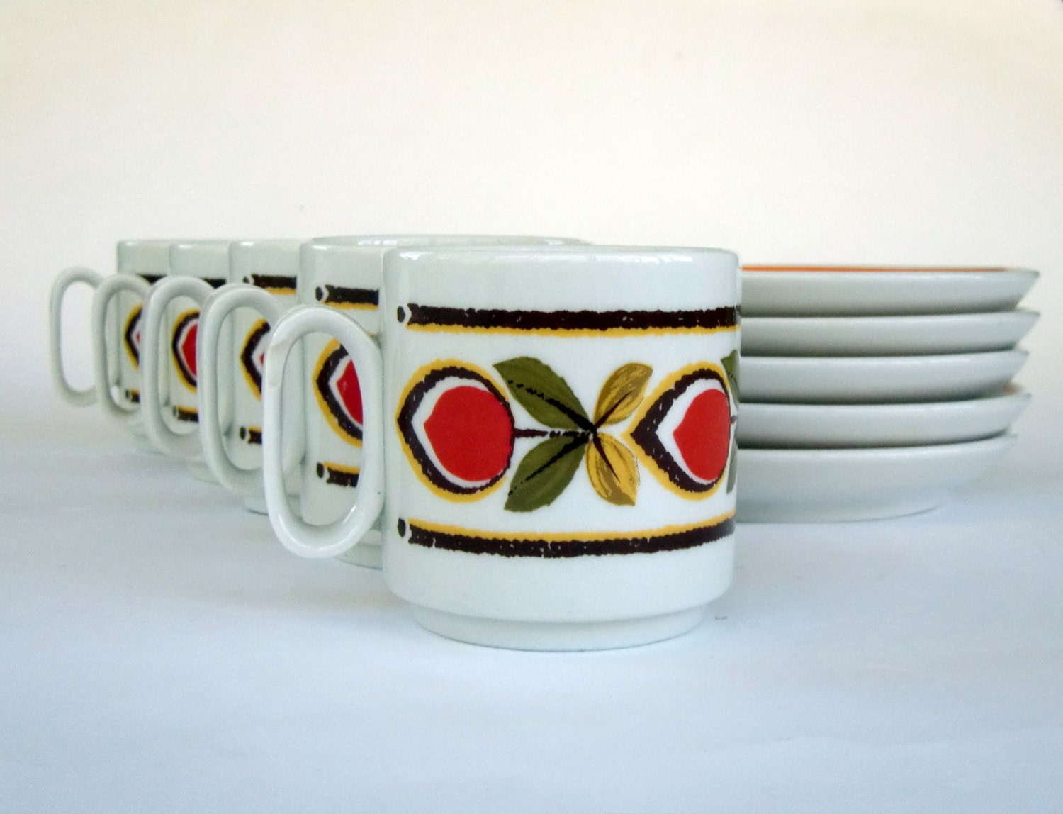 Vintage Expresso Coffee Cups and Saucers Italian by FrenchCandy