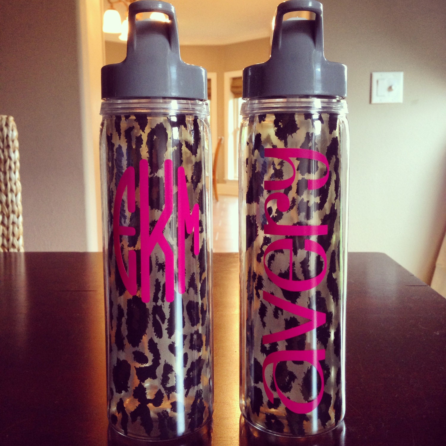 Personalized 18oz Loop Water Bottle Cheetah by Dawlens on Etsy