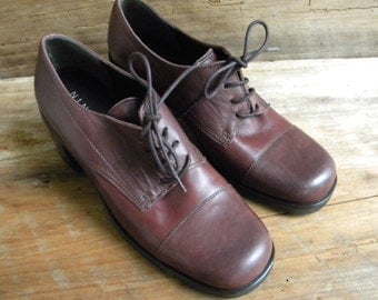 Vintage Nine West Tie Up Leather Oxford Shoes with Chunky Heels / Brown Chunky Heel Oxfords / Women's Size 7M