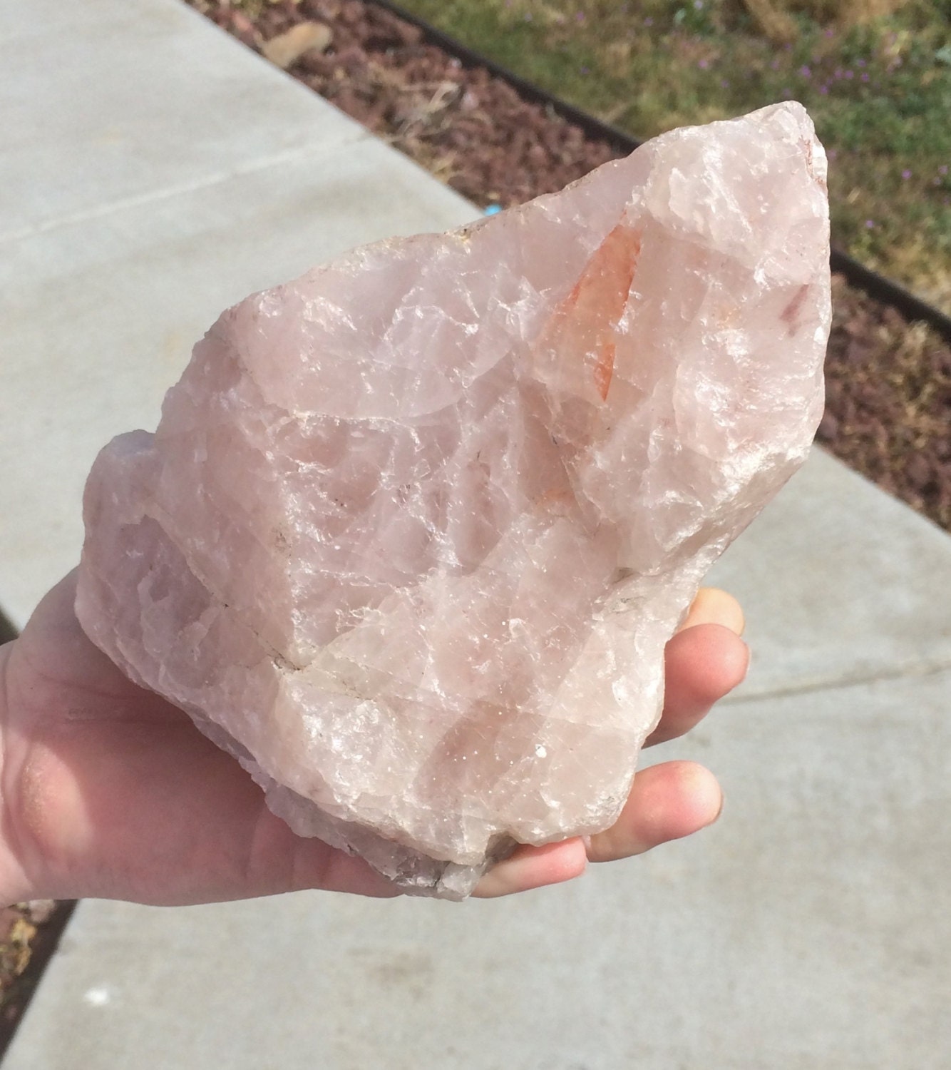 benefits of wearing rose quartz stone