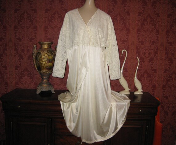 Ensemble de chemise de nuit Vintage Vanity Fair en Nylon