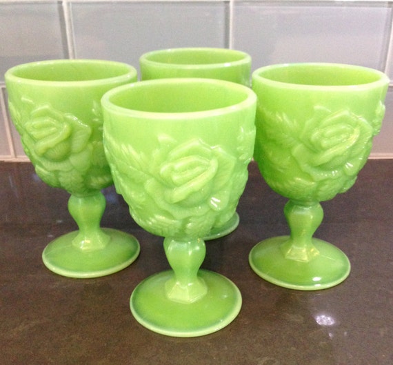LE Smith Jadeite Green Milk Glass Goblets