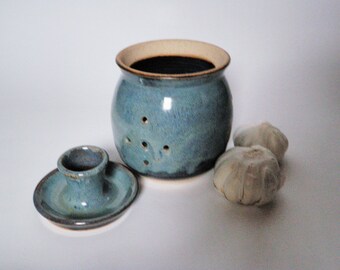 Blue Garlic Keeper
