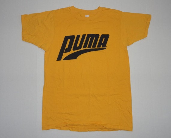 Puma Logo T-Shirt Vintage 1970s L by thebrokenzipper on Etsy