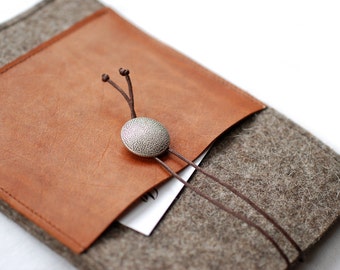 Kindle E-reader cover Alysia