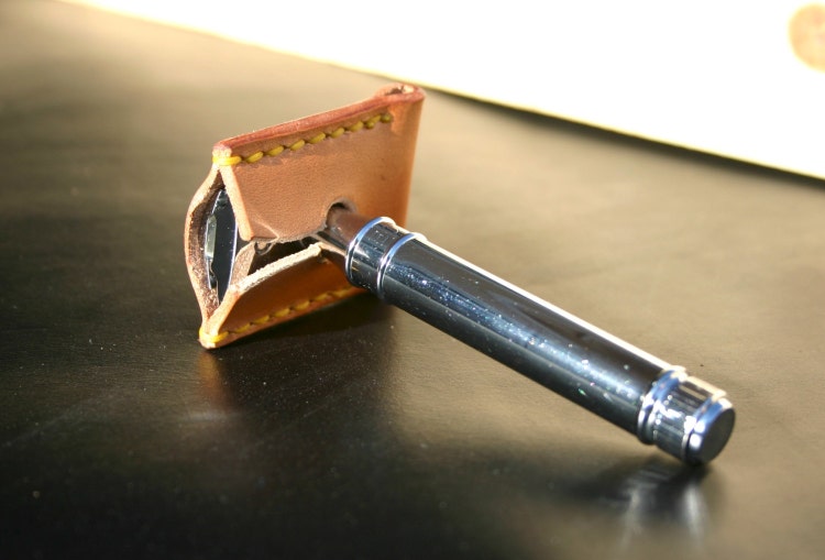 Leather Safety Razor Protective Cover by OriginSupplyCo on Etsy