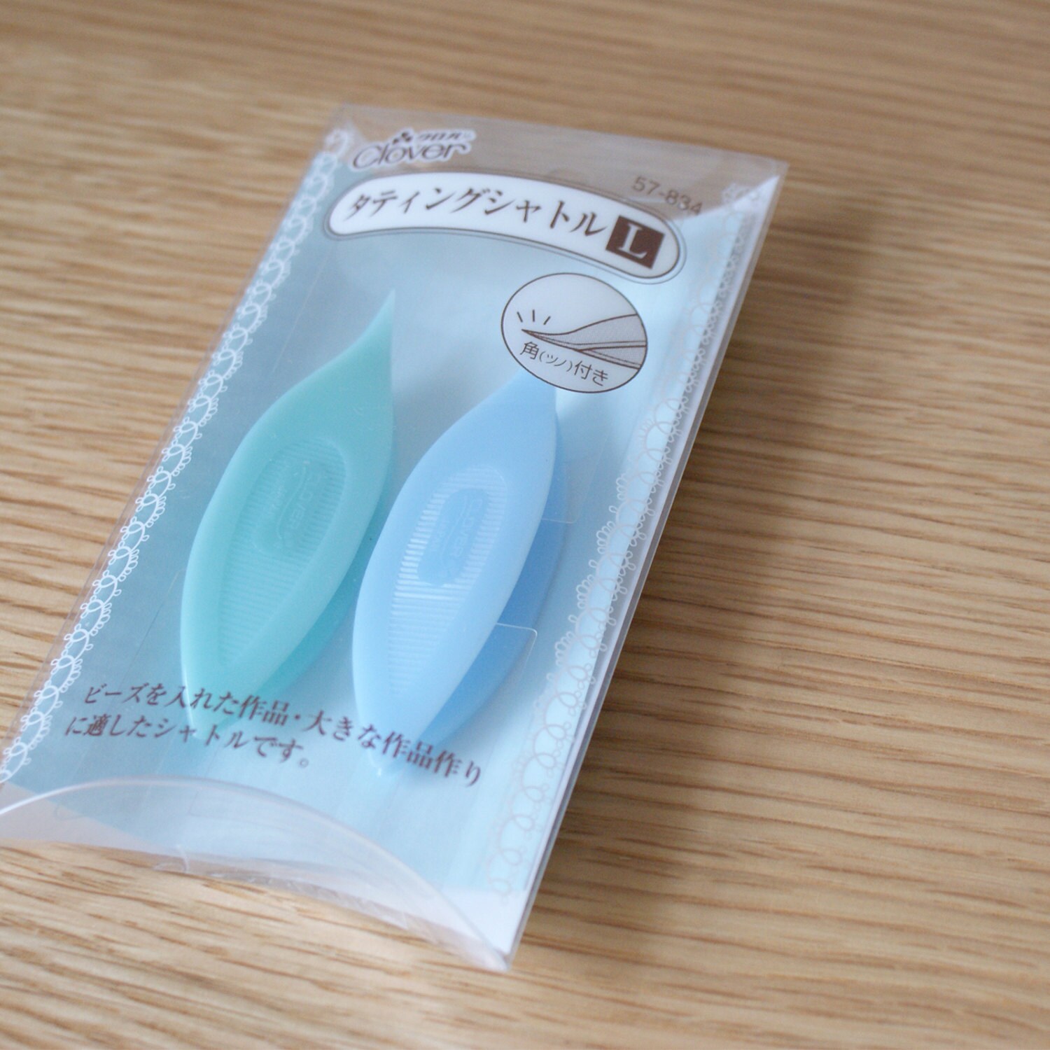 Tatting Shuttle Set of 2 Colors Clover big size 3 inches