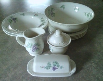 Japan VINTAGE Fine China Pattern 6701 Round Serving Bowl Japan VINTAGE Fine China Pattern 6701 Round Serving Bowl