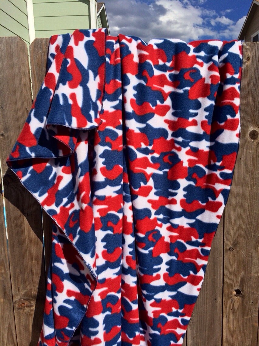 Red White and Blue Camo Fleece Blanket by noelleeclothing on Etsy