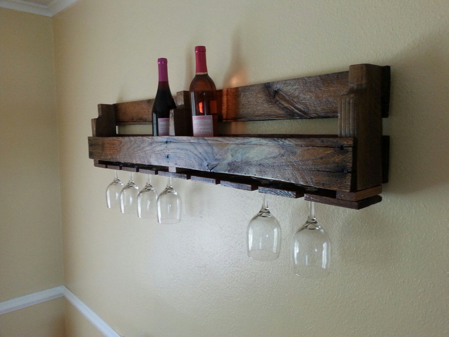 Pallet Wine Rack with Wine Glass Holder