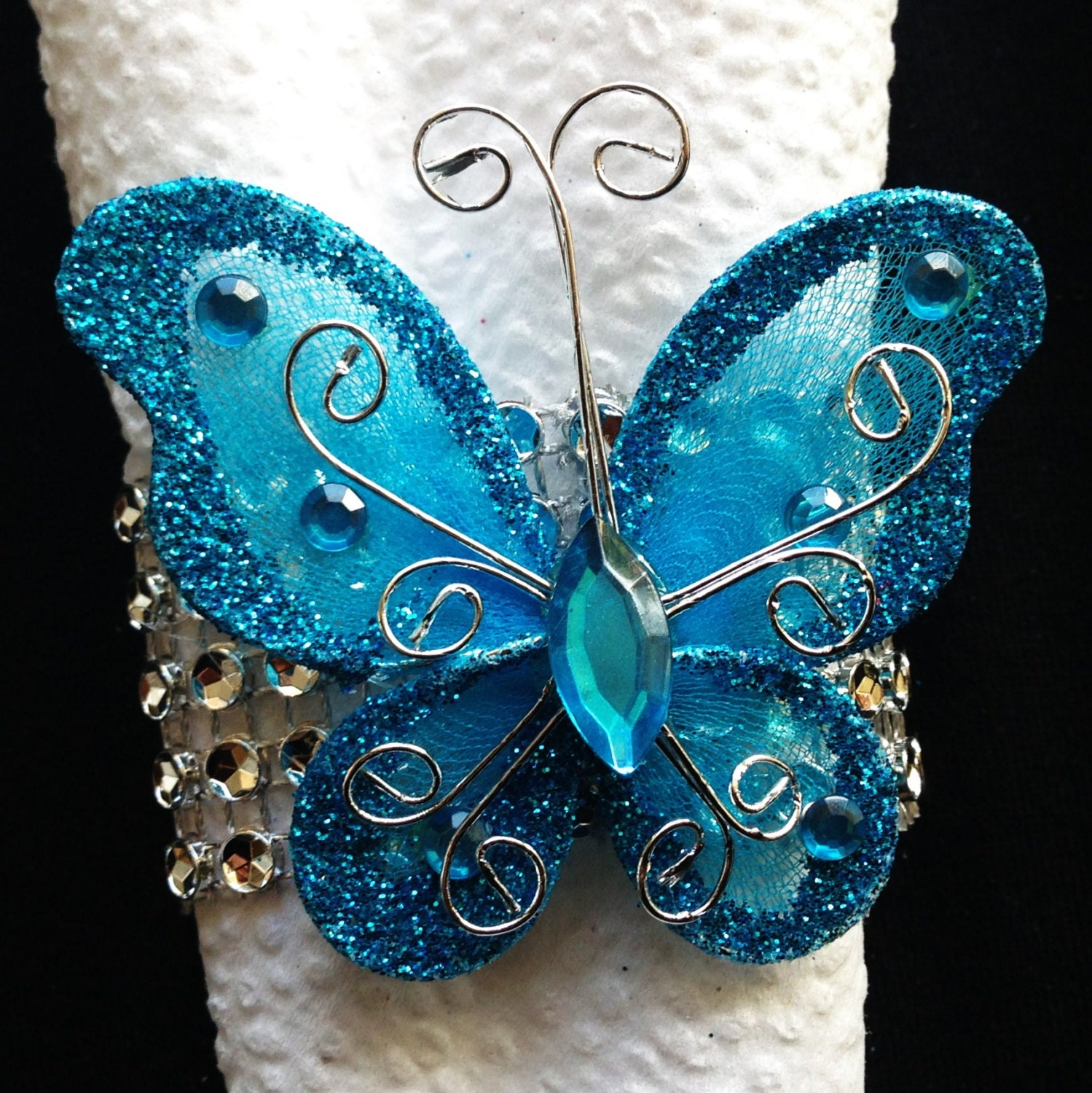 Set of 100 Napkin Rings with Butterfly Color of Your Choice