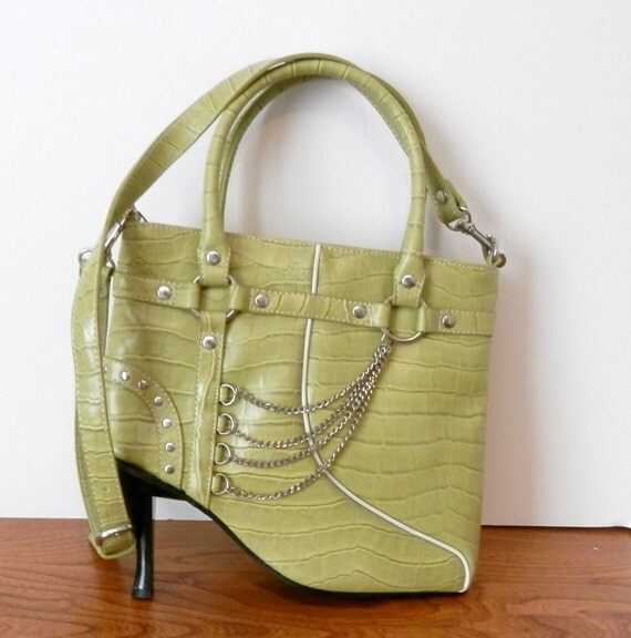 Vintage High Heel Shaped Purse - Ladies Green Shoe Style Handbag