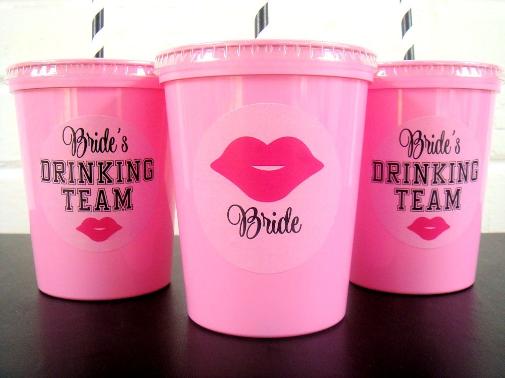 Bachelorette Party Cups Brides Drinking Team Pink By Celebr8tions 5827