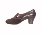Vintage 1940s shoes / 40s brown leather pumps with cut out detail / UK 5 EU 38 US 7