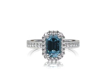 White sapphire halo ring diamond princess cut by TorkkeliJewellery