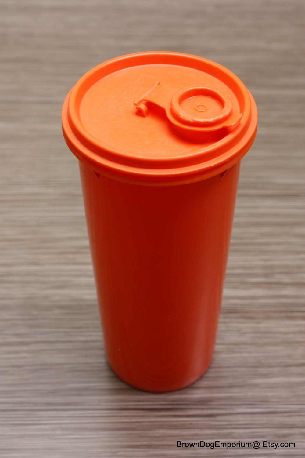 Vintage orange Tupperware juice container with lid // Vintage