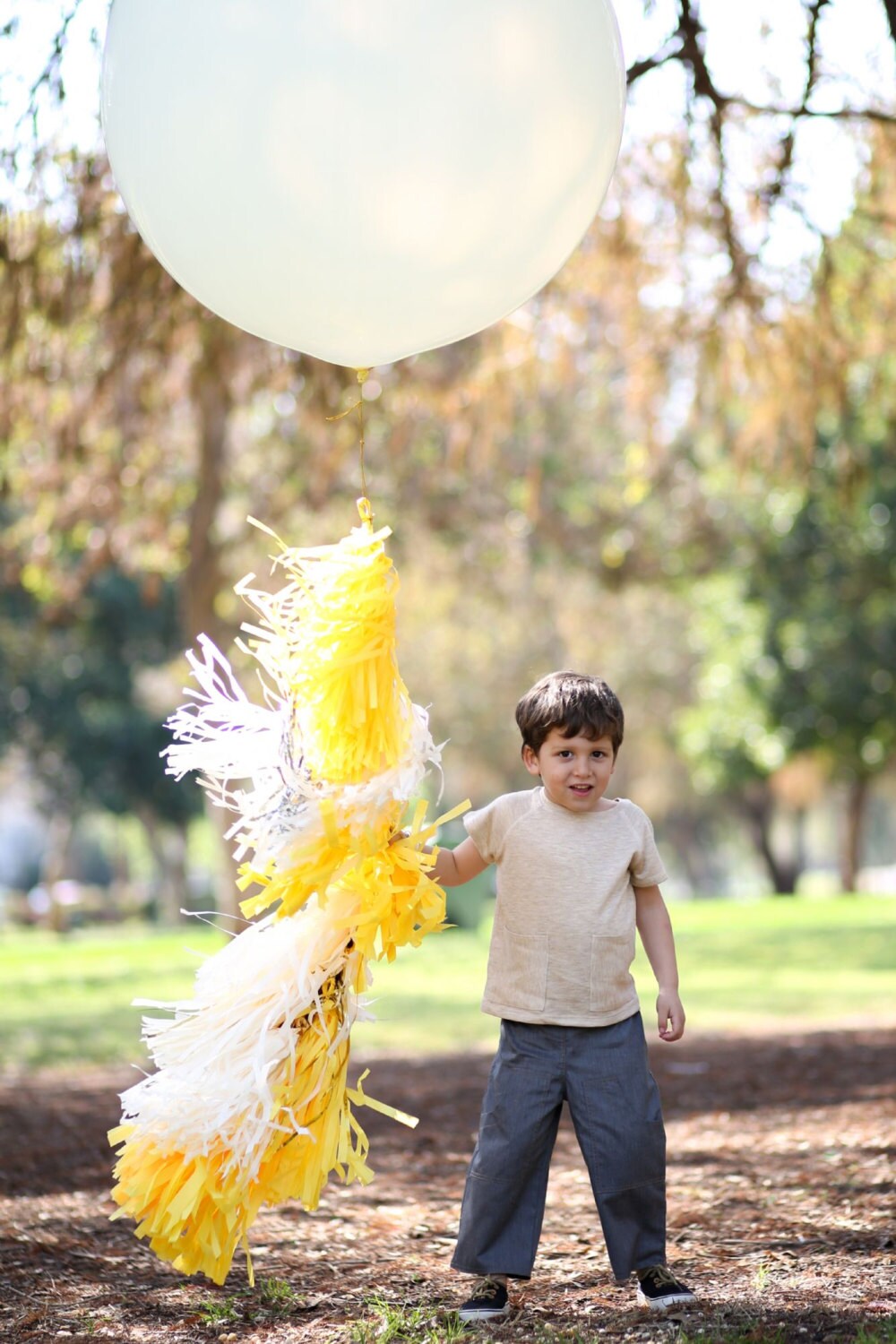 ivory silk 36 Latex Giant Balloon with tassel garland