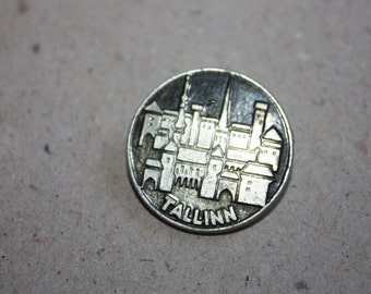 Vintage Pin - Old TALLINN view - Estonia - medieval architecture - Vintage Estonian Pin