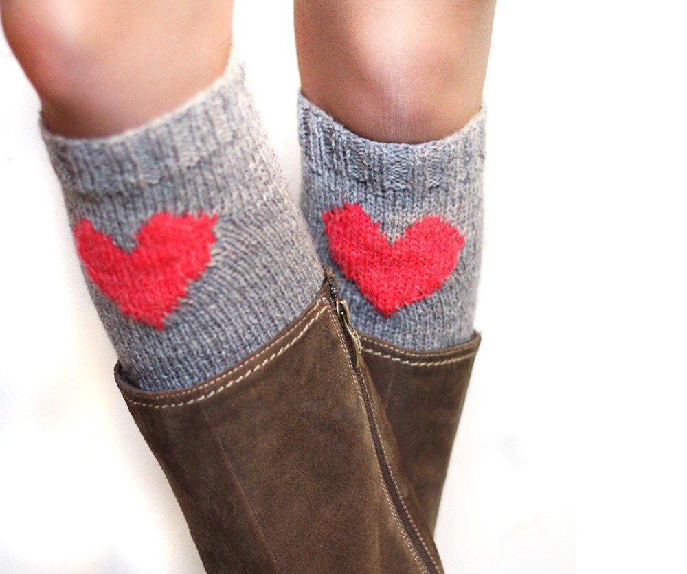 Boot cuffs with heart. Dark grey wool Valentine leg warmer
