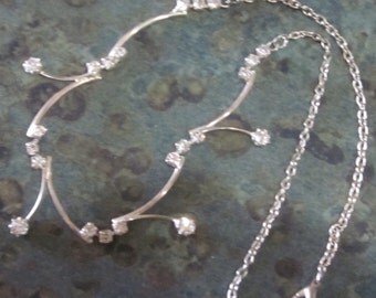 Vintage Shooting Stars Rhinestone Necklace 15 Inch