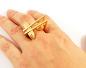 Crystal and Ball Ring (3D Printed Steel/Gold/Bronze)