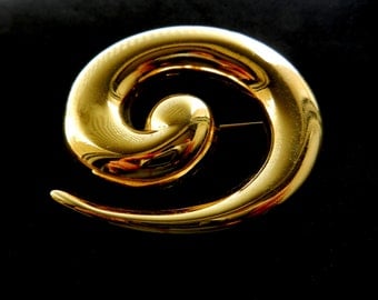Amazing large brooch, MONET copyright - 1960 Vtg, large gold Geometric spiral with glossy textureart.307/3-