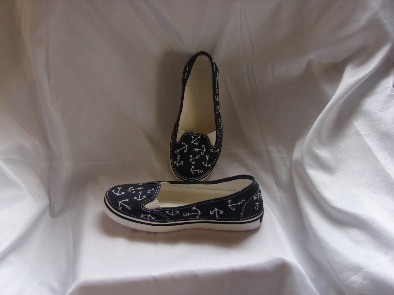 custom painted crocs