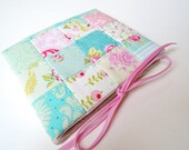 Needlecase ~ needle book in pink and aqua patchwork, lined with linen and a sweet bird ~ ReadyTo Ship Il_170x135