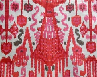 BOMBAY GERANIUM designer/decorator/drapery/bedding/upholstery ikat fabric