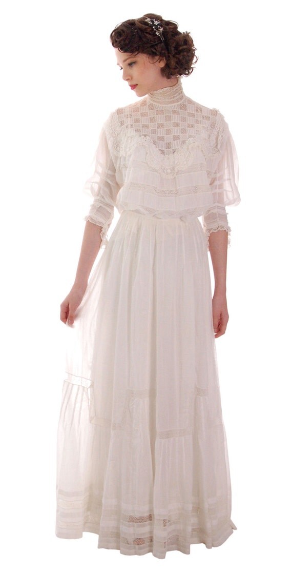 Victorian Dress White Cotton Lawn Lace by BestVintageEver