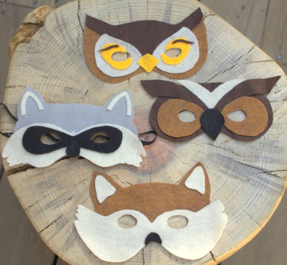 Woodland Felt Masks Craft Set of 4. Raccoon Owls by Strawbridge