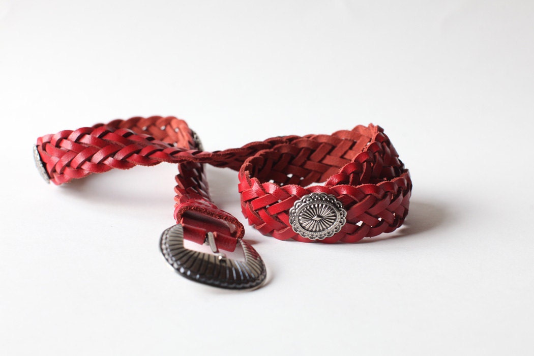 Women’s Vintage Braided Red Leather Belt, Size Small