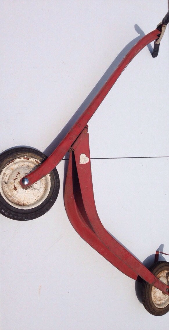 Vintage Metal Toy Sports Scooter red with hand painted white