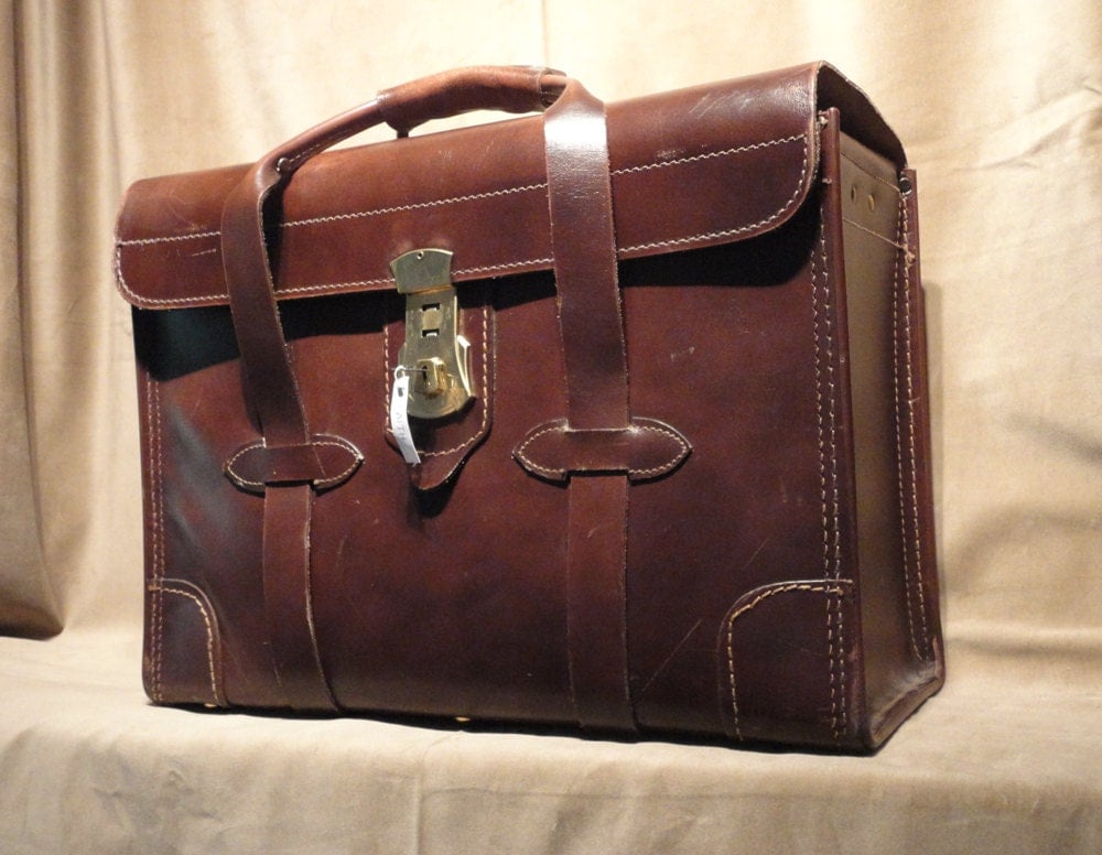 SALE Luxury Leather Gold Travel Case Bankers Briefcase