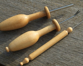 Lacemaking Tools - Lazy Susan, pin lifter and pin pusher