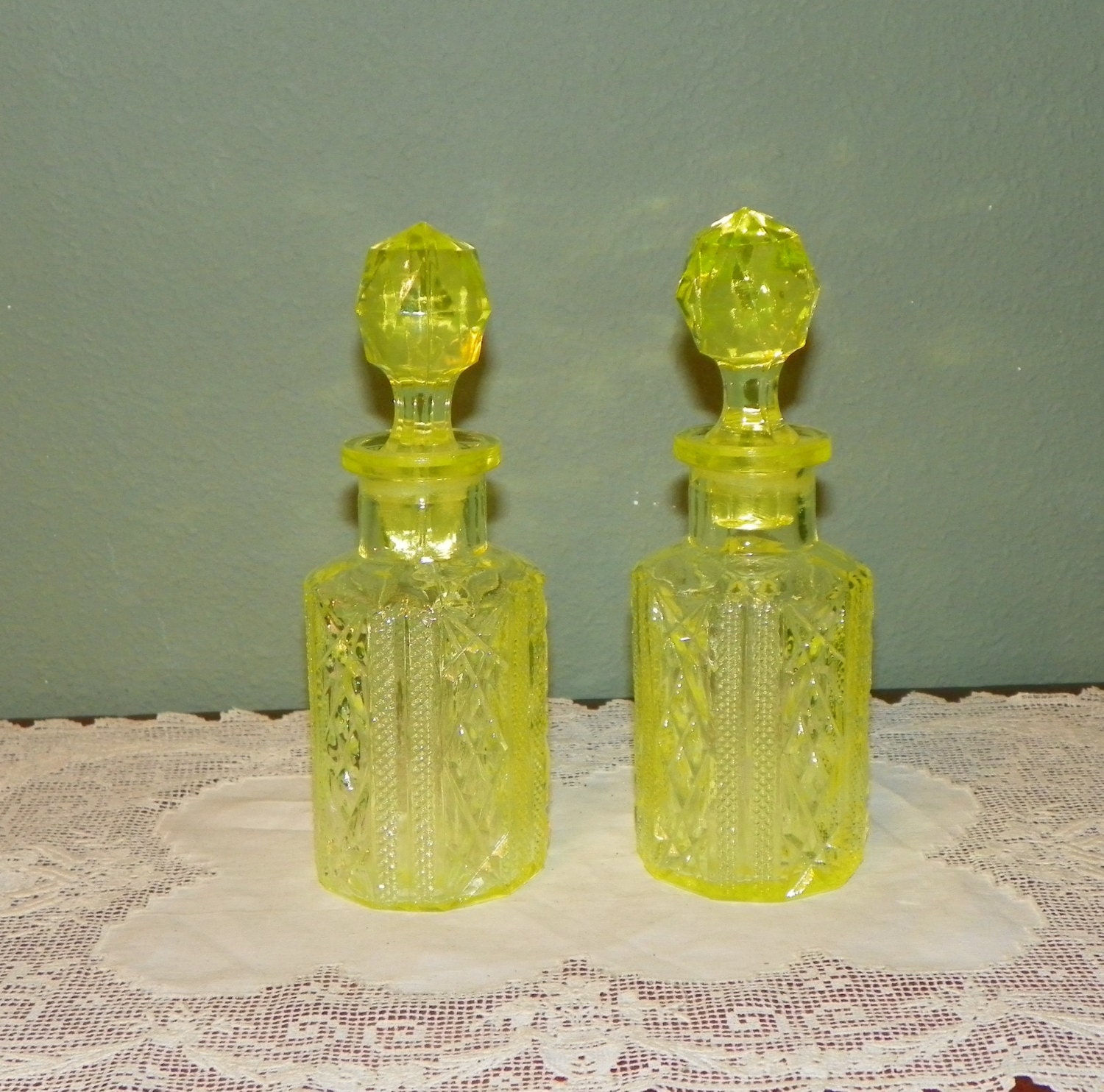 2 Antique Vaseline Glass DECANTER CRUET Bottle Zipper Finecut
