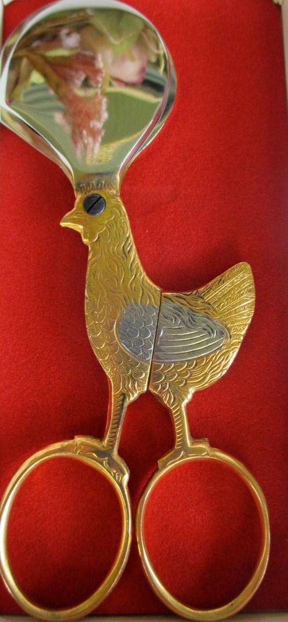 Vintage scissors by Hoffritz NY soft boiled egg topper