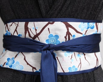 Blue Obi Belt - Figure slimmer - Waist cincher - reversible navy blue - blue cherry blossom branches