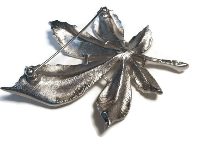 FREE SHIPPING Crown Trifari brooch, large silver leaf brooch 3d beautifully veined, beautifully detailed statement piece.