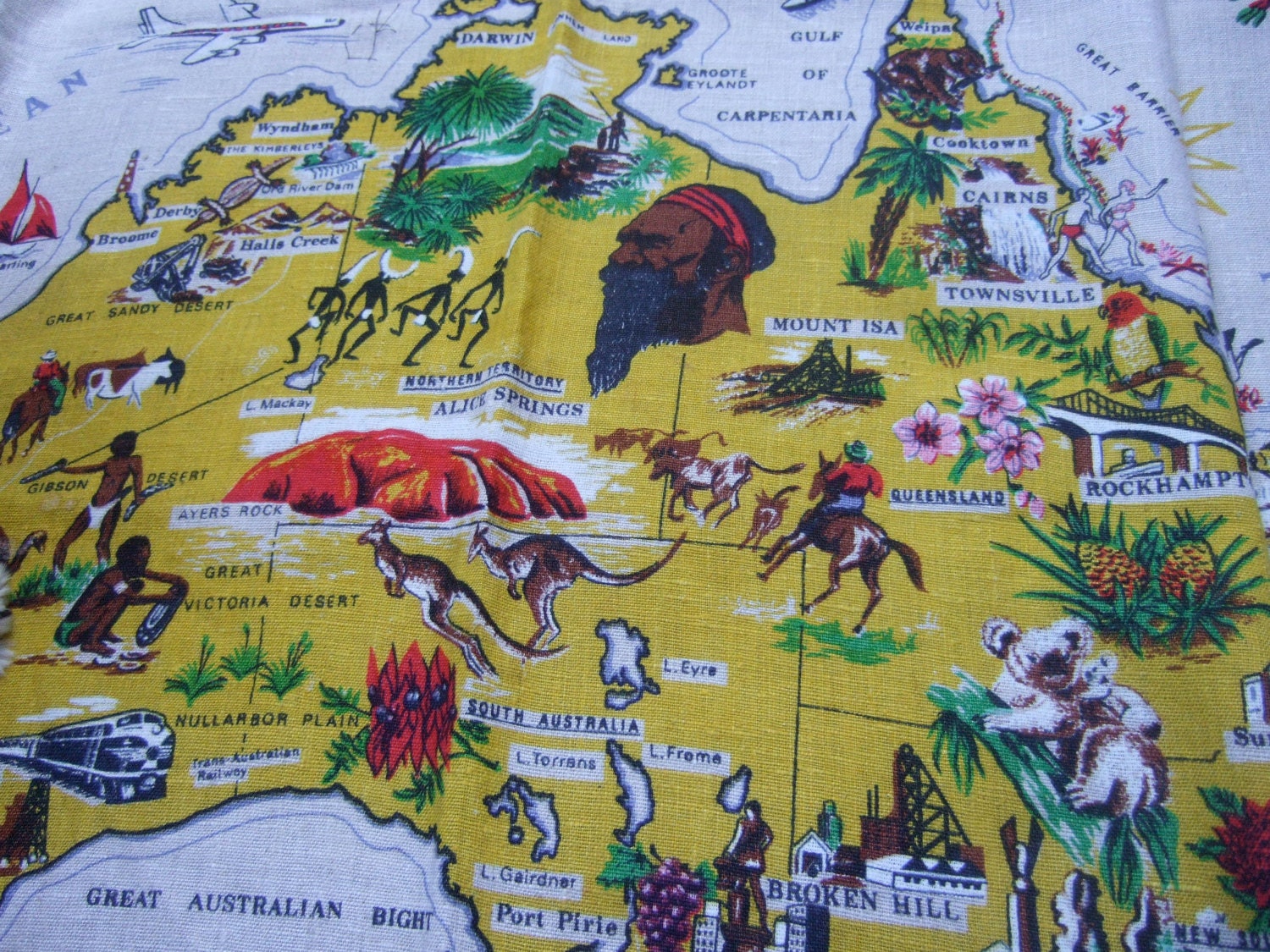 Australian Linen Geography Map & Landmark Table Covering