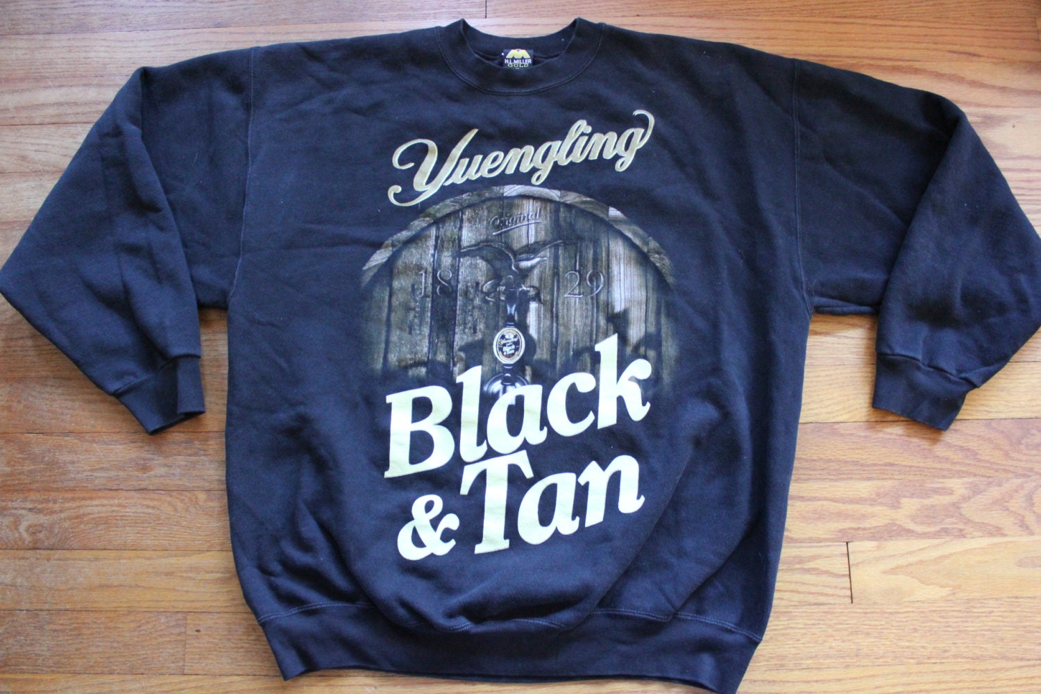 vintage YUENGLING Black & Tan Sweatshirt Made in USA 80's