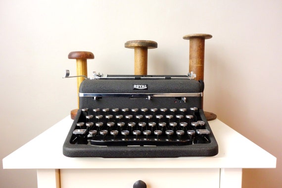 Vintage Royal Quiet Deluxe Working Portable Typewriter