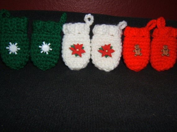 Items similar to Christmas Mitten Ornaments on Etsy