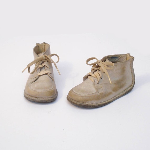 Vintage Baby Shoes, Jumping Jacks by Vaisey Baby Shoes, White Leather ...