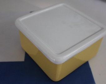 Vintage Kaj Franck design dish by Arabia Finland jar with lid
