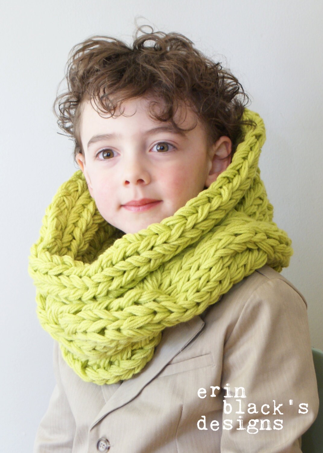 DIY Knitting PATTERN Chunky Knit Twisted Cable Cowl