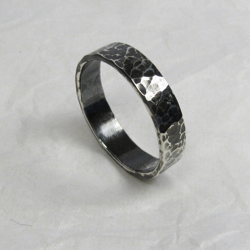 silver ring oxidation