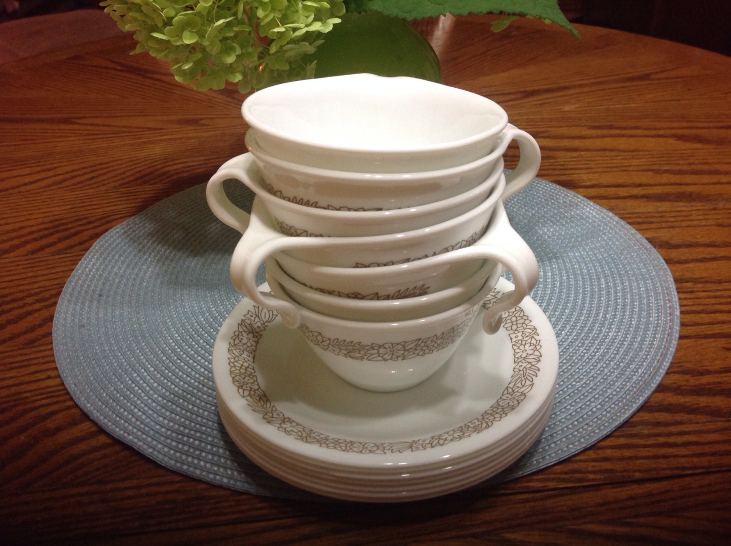 Vintage Corelle Coffee Cups/Tea Cups and Saucer Plates