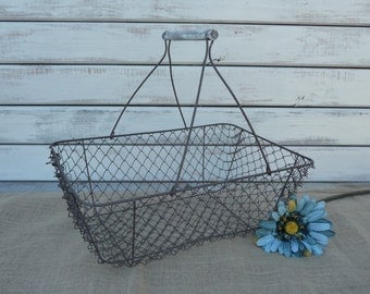Wire Mesh Gathering Basket with Distressed White Wood Handle ~ Rustic Home Decor Fruit Vegetable Kitchen ~ Vintage Style Primitive