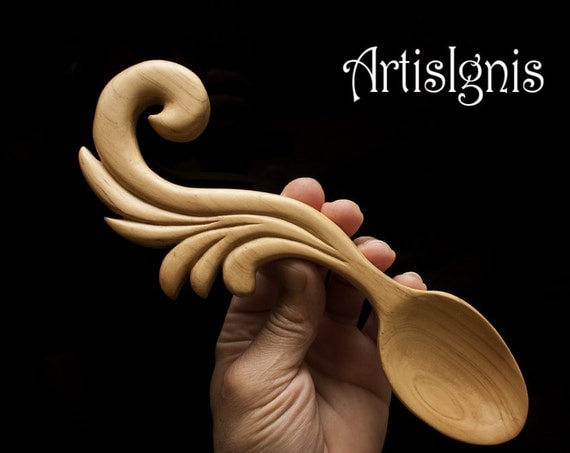 Swirly Foliage Love Spoon in Cedar wood - Handcarved, Welsh tradition, Wood sculpture, Wooden spoon, Decorative, Valentine's Day, Wedding gift